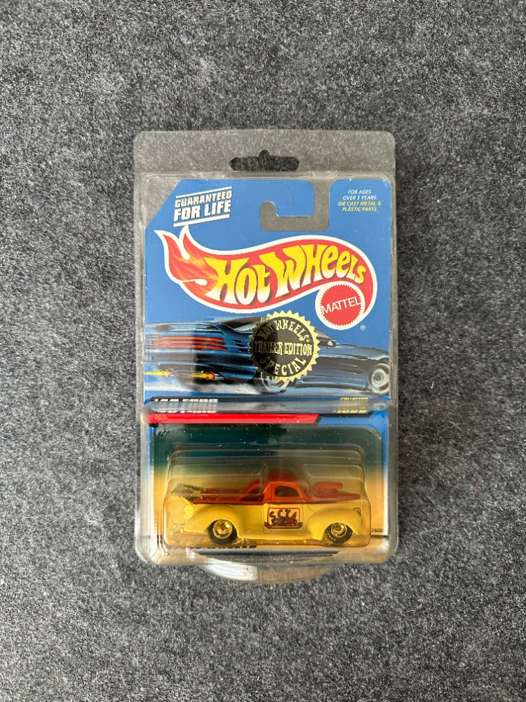Hot Wheels Trailer Edition Special SCTA '40 Ford Pickup (1998)