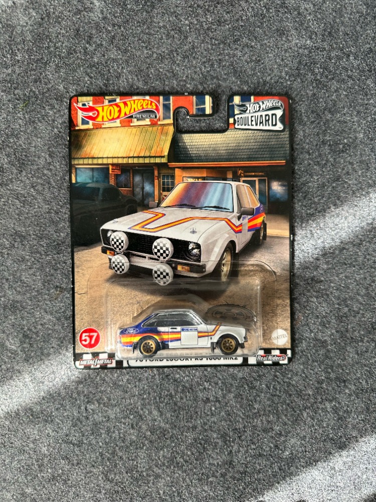 Hot Wheels '78 Ford Escort RS 1800 MK2 Boulevard Premium (2020)