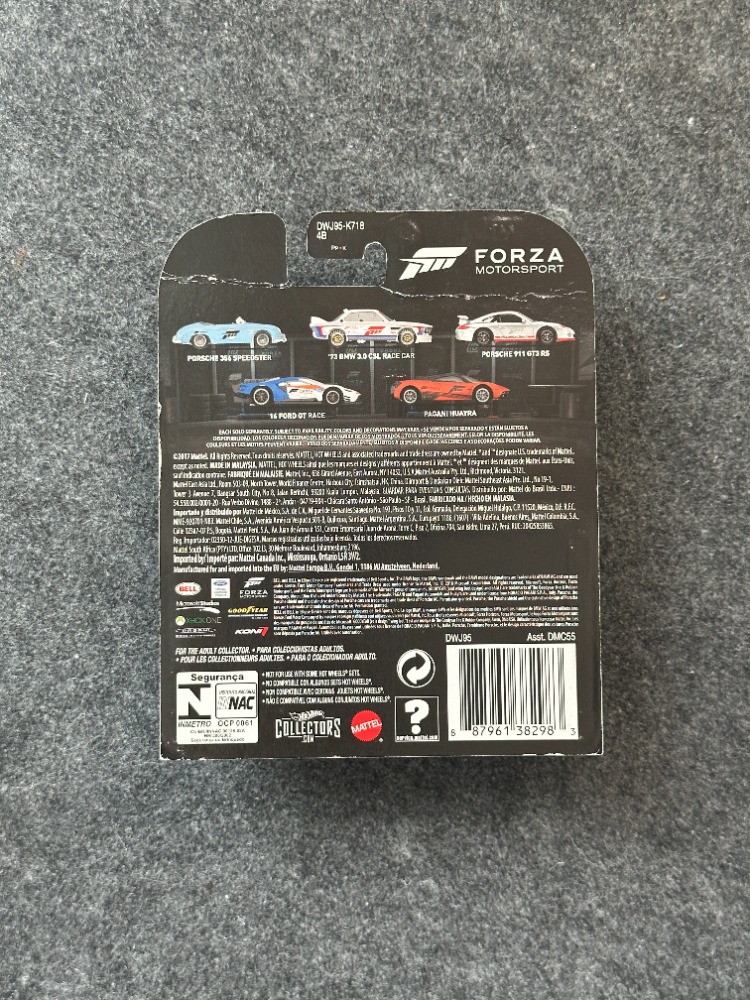 Hot Wheels Retro Entertainment Forza Motorsport '73 BMW 3.0 CSL Race Car (2017)