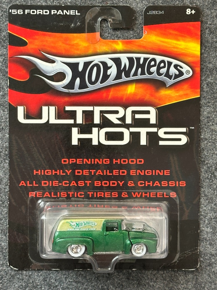 Hot Wheels Ultra Hots '56 Ford Panel
