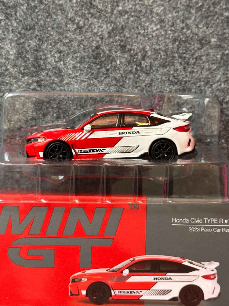 Mini GT 686 Honda Civic TYPE R 2023 Pace Car Red