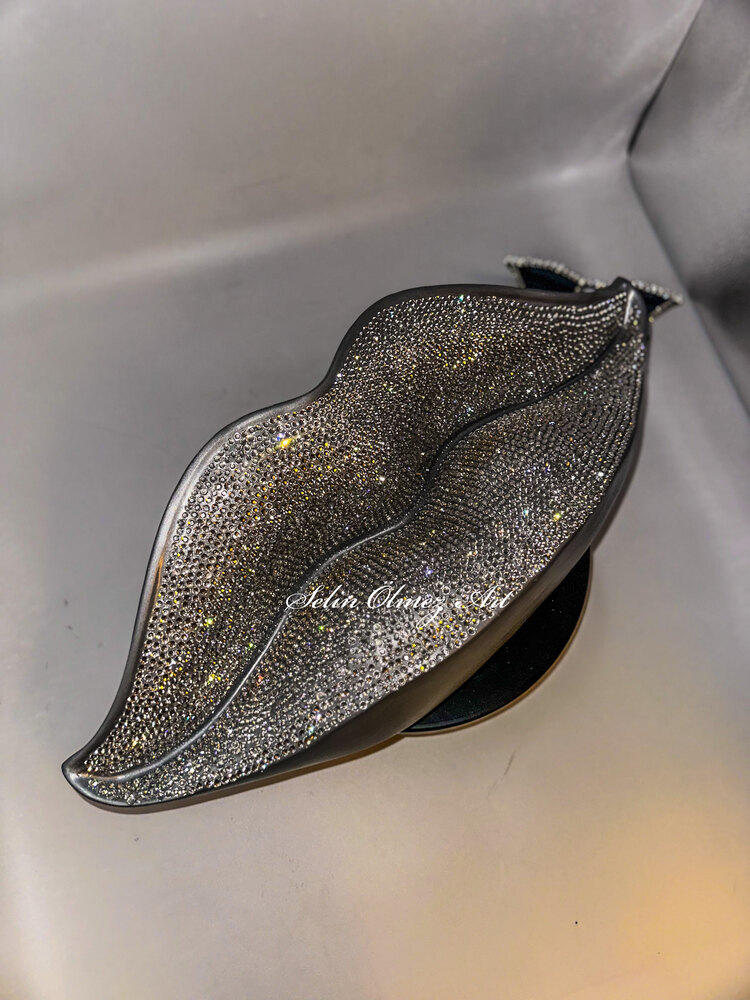 Swarovski Kaplama Taşlı Dudak