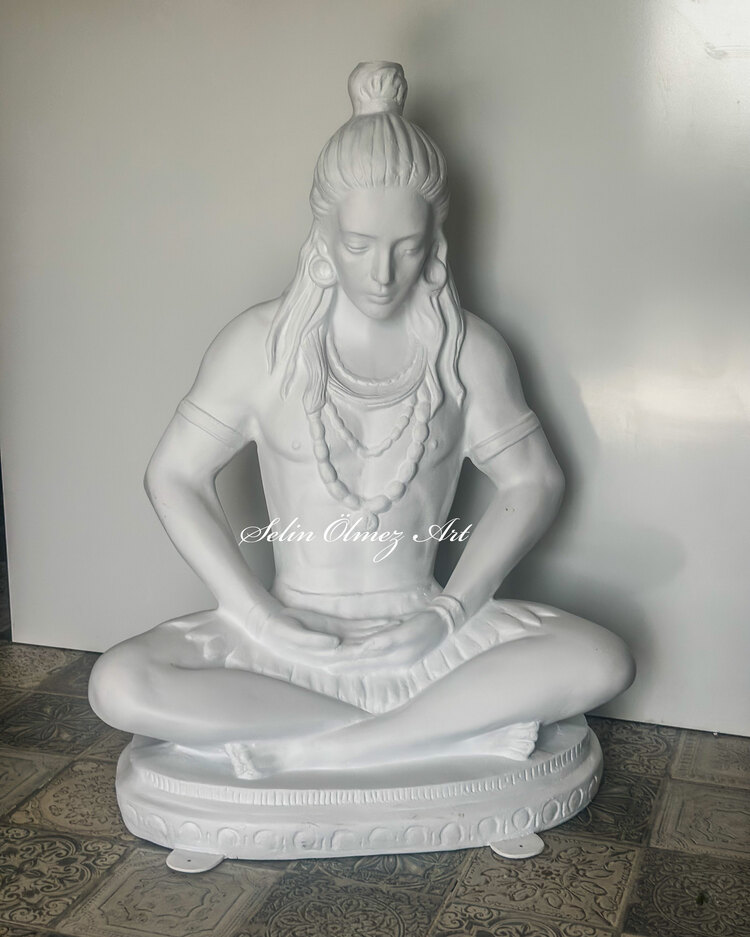 Dev Meditasyon Heykel