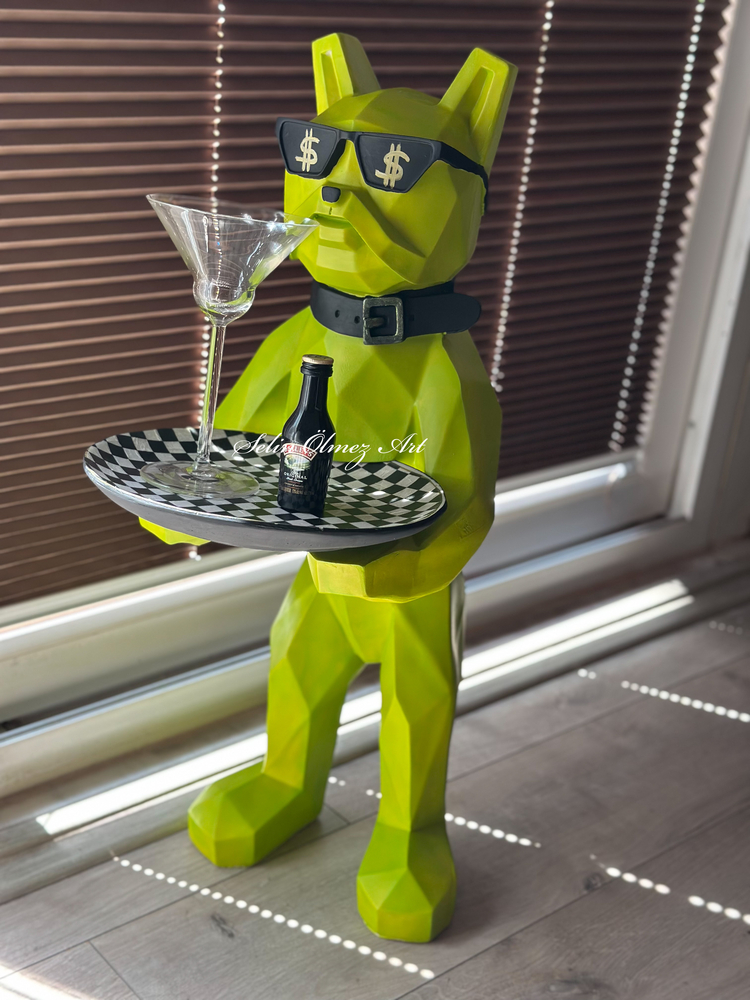 Kübik bulldog heykel
