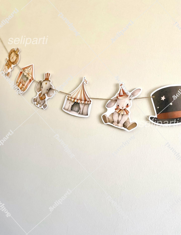 Sirk Temalı Banner - Opsiyon Seçiniz