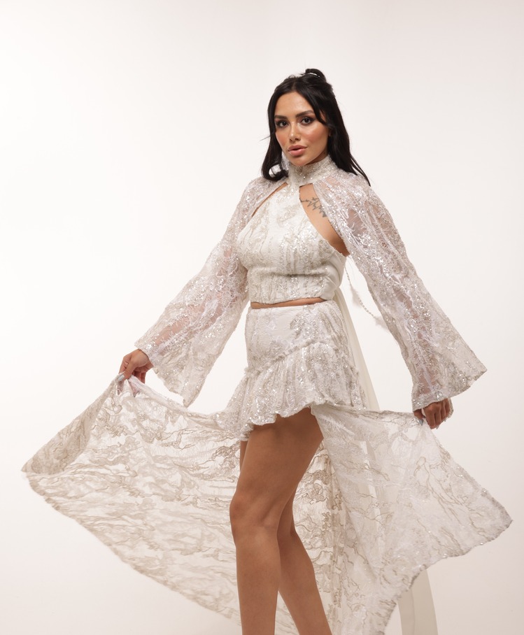 Mnemosyne Ivory – Dantel İşlemeli Mini Elbise