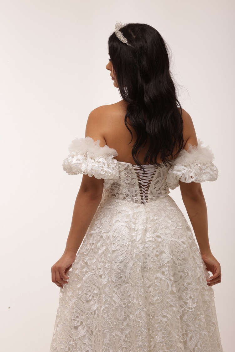 Maia Bridal – Beyaz Dantelli Midi Elbise
