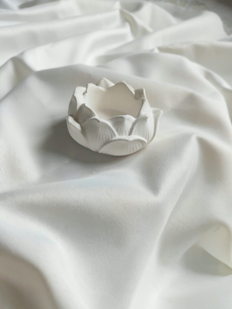 Lotus Çiçek Mumluk