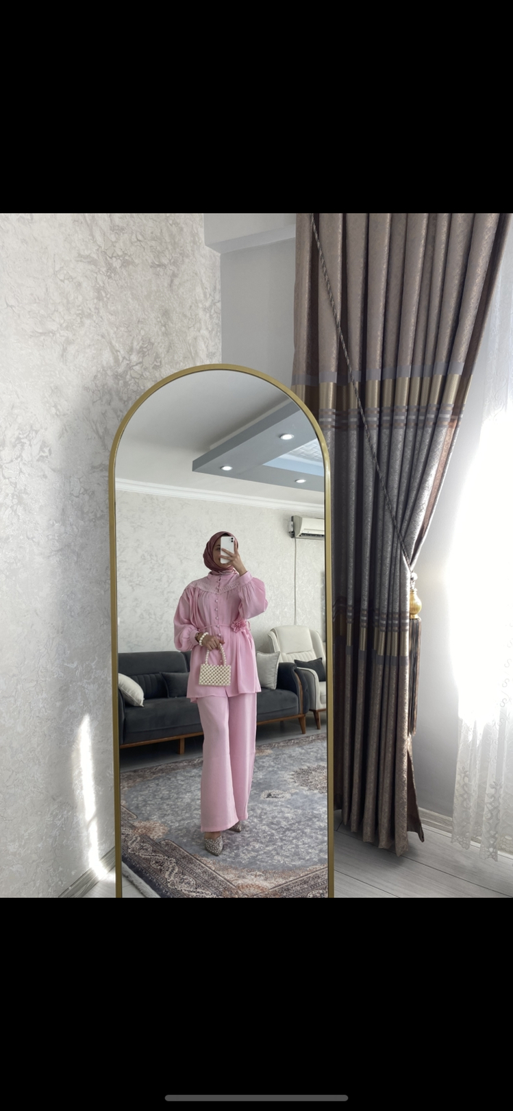 Pembe brodeli güllü takım