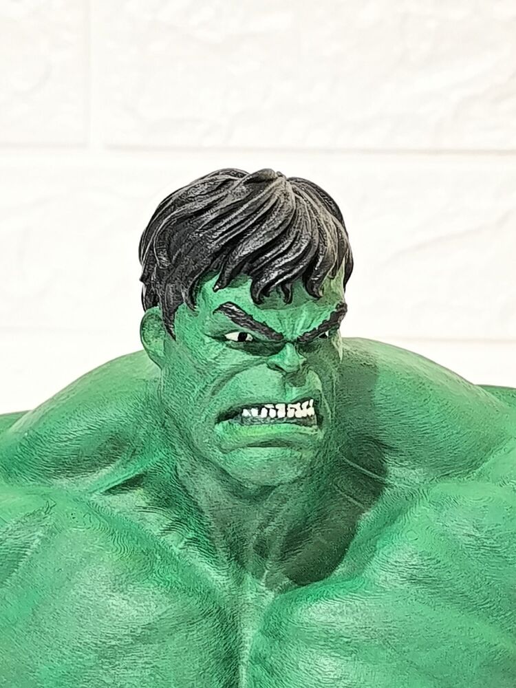 Hulk Büst