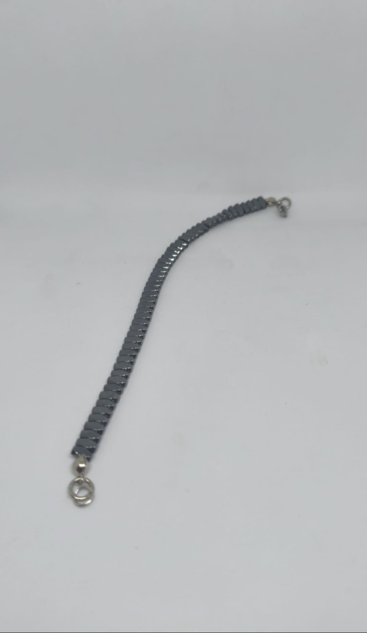 Minimalist Hematit Taşı Erkek Bileklik