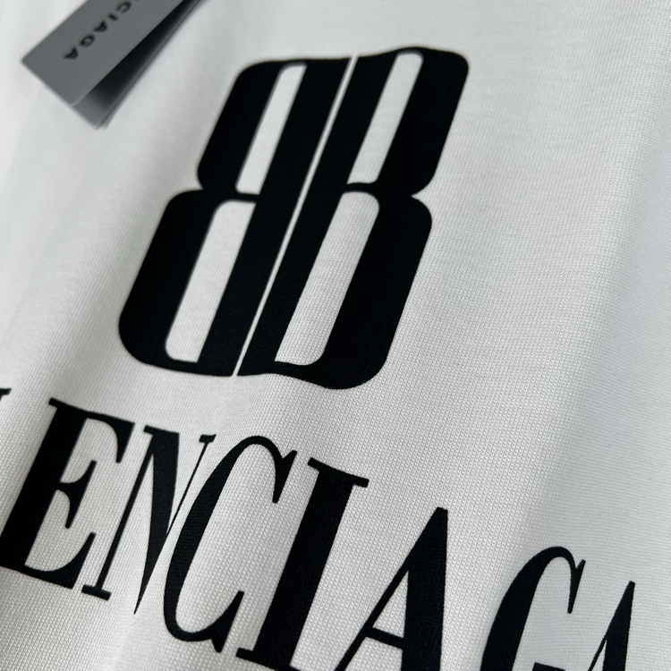 Balenciaga T-shirt (rahat kalıp)