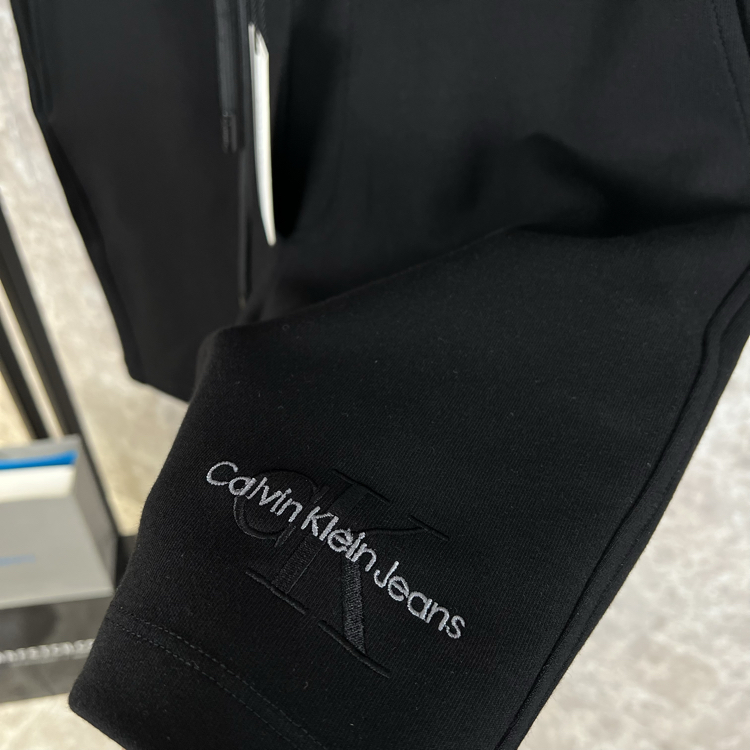 CK Short