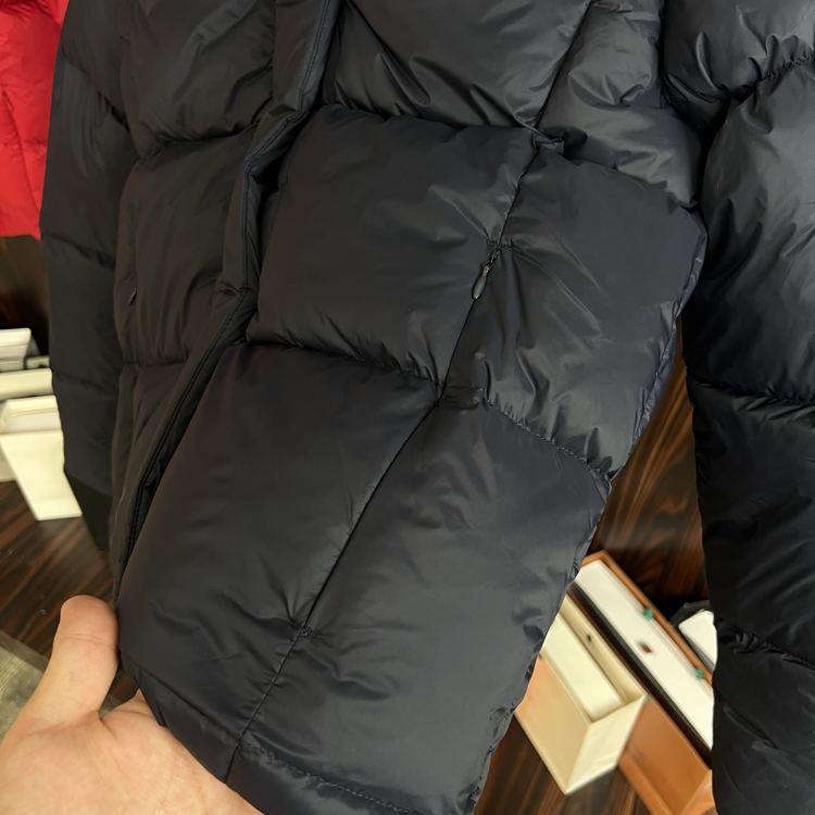 TH Kadın Şişme Mont (Opsiyonel Şapka)