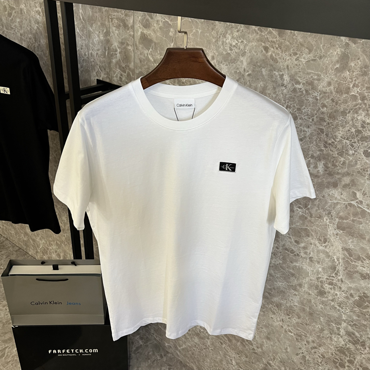 CK T-shirt