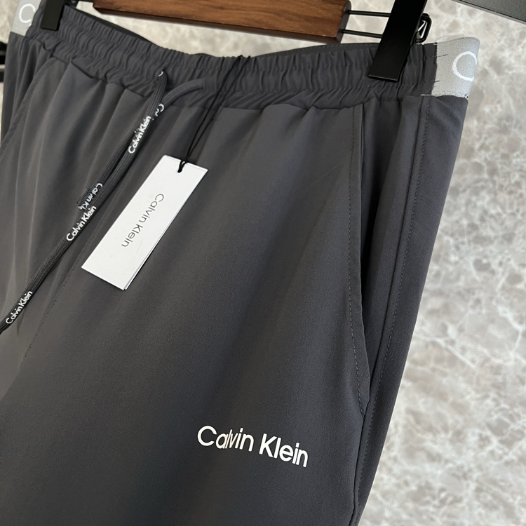 CK Jogger (degısım/iade yok)