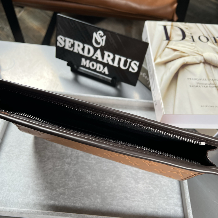 Louis Vuitton Erkek Çanta