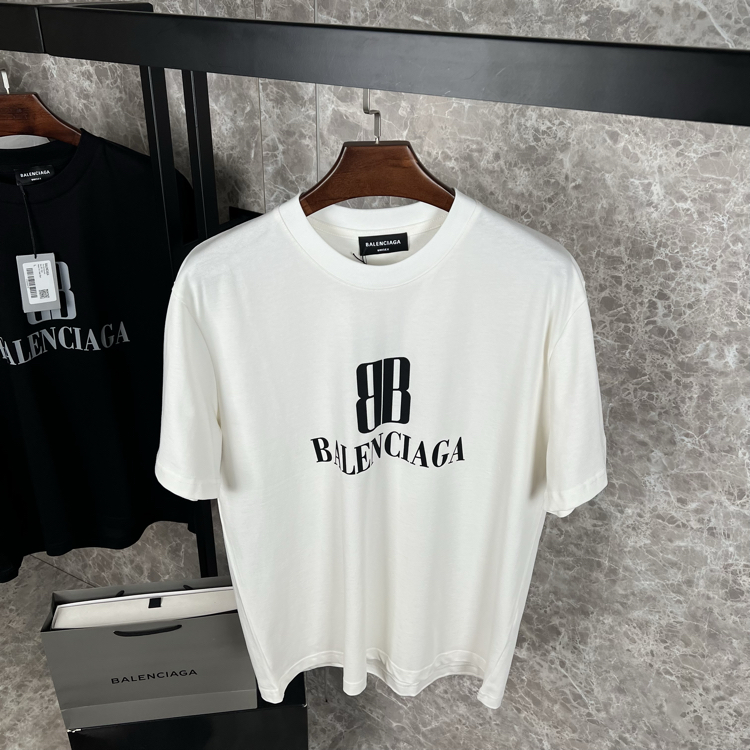 Balenciaga T-shirt (rahat kalıp)