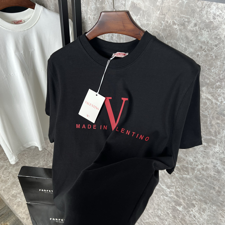 Valentino T-shirt