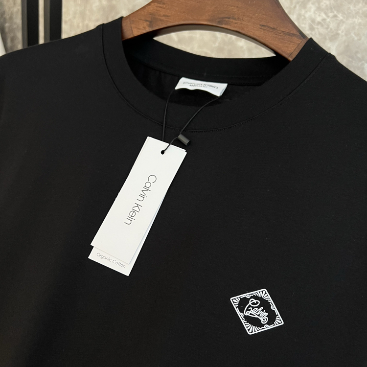 CK T-shirt