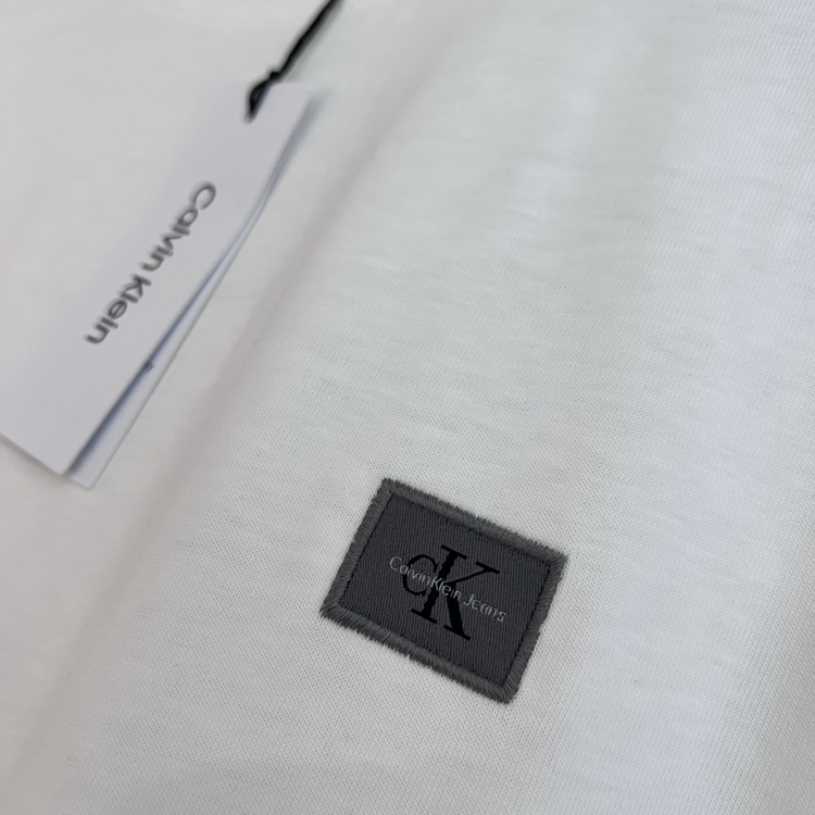 CK T-shirt (rahat kalıp)