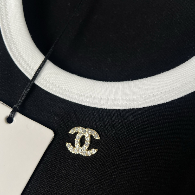 Chanel Kadın Atlet