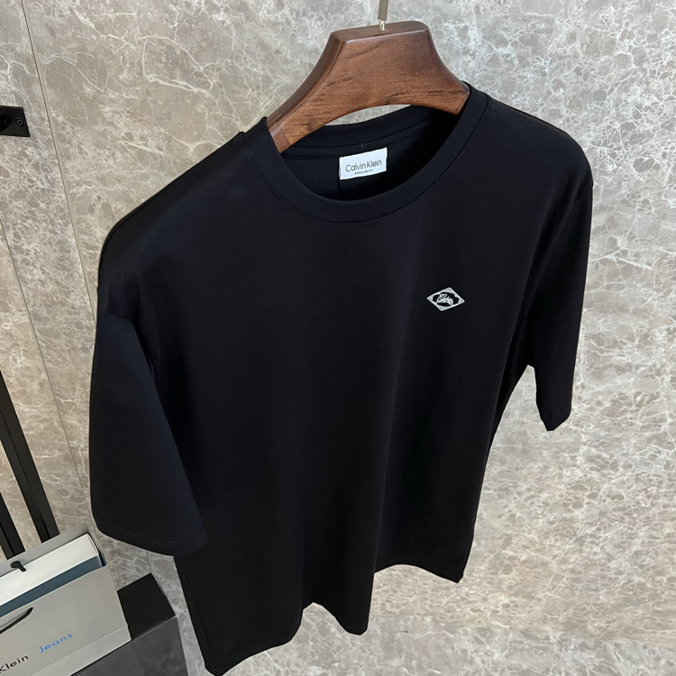 CK T-shirt