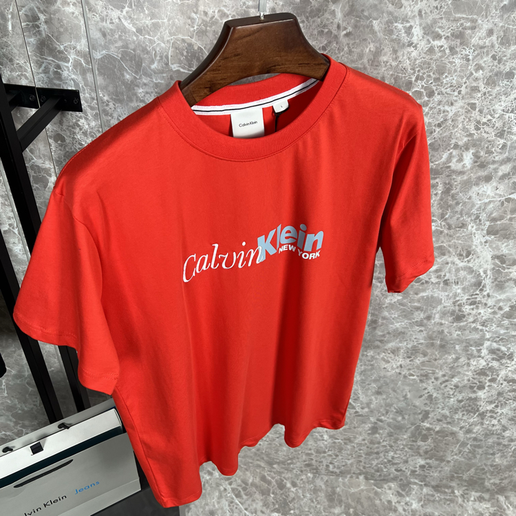 CK T-shirt
