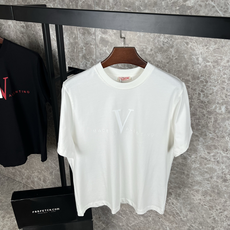 Valentino T-shirt