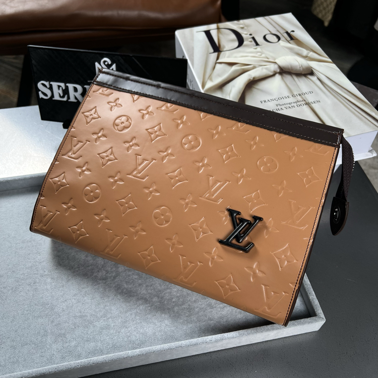 Louis Vuitton Erkek Çanta