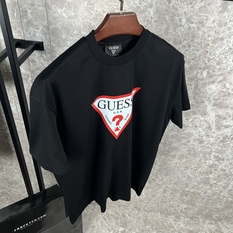 Guess T-shirt (rahat kalıp)