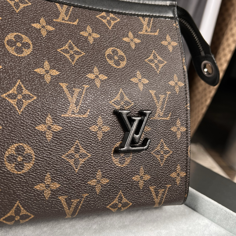 Louis Vuitton Erkek Çanta