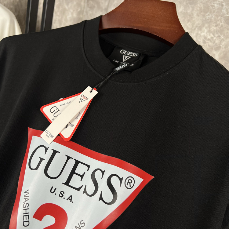 Guess T-shirt (rahat kalıp)