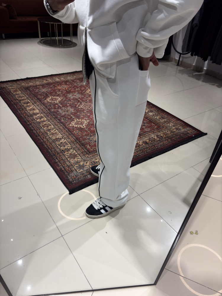 Siyah Şerit Detaylı Fermuarlı Hoodie Set Beyaz