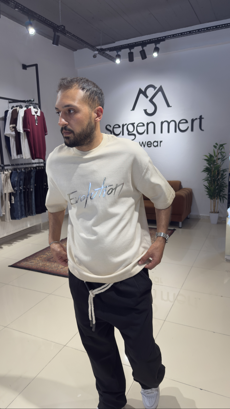 Oversize Silikon Baskı Detaylı Yıkamalı Tişört Bej