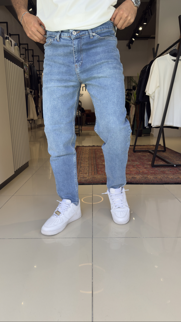 Boyfriend Jean Mavi