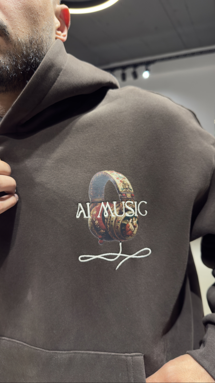 Oversize Fırçalı Kumaş Baskı Nakış İşlemeli Hoodie Acı Kahve 