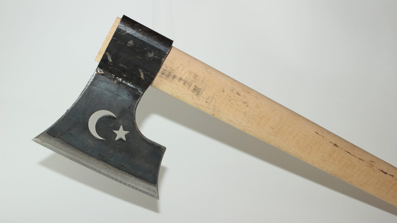 Ağaç saplı el yapımı Ormancı baltası