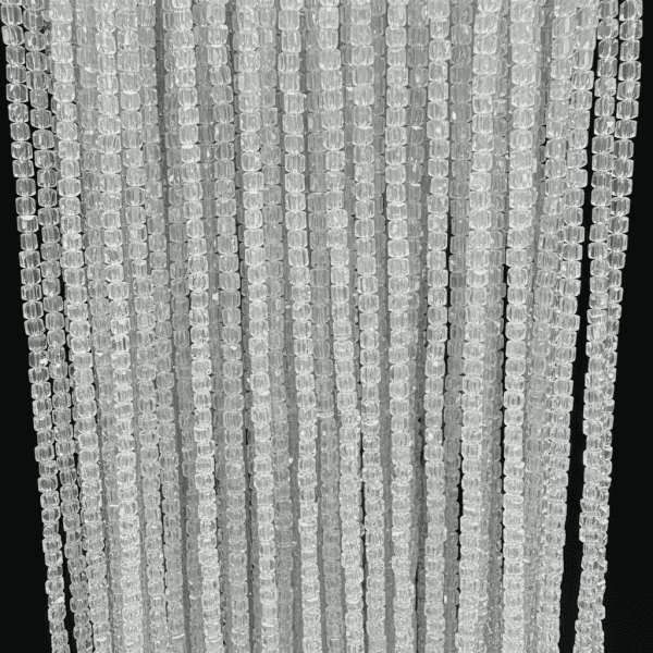 4x4 mm Küp Model Şeffaf Kristal Boncuk Dizi (90-95 Adet)