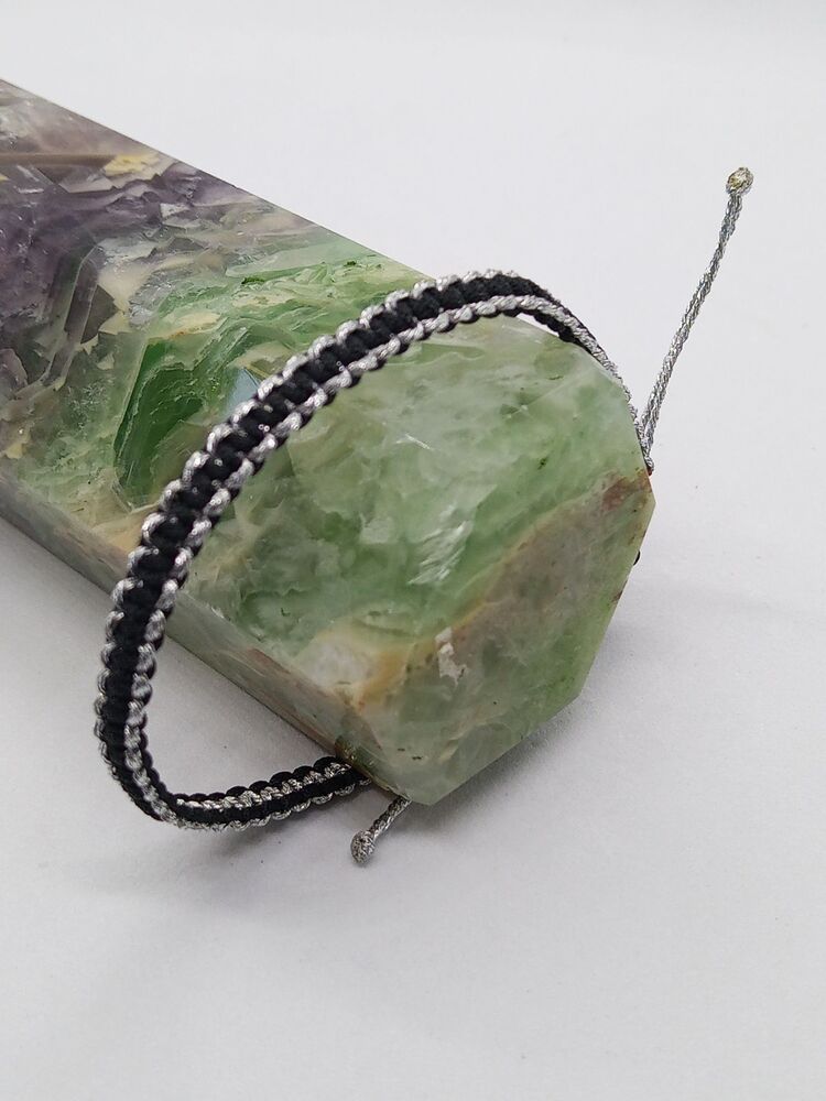 El işi ip bileklik
