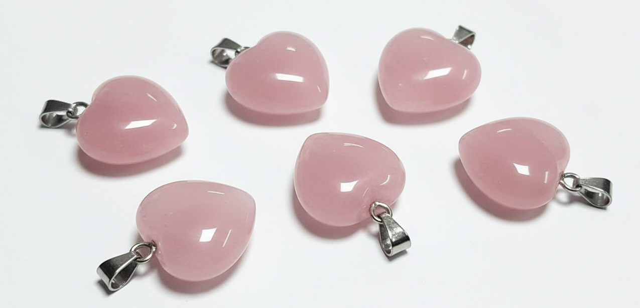 Kalp şeklinde Pembe Kuvars Taşı Kolye Ucu