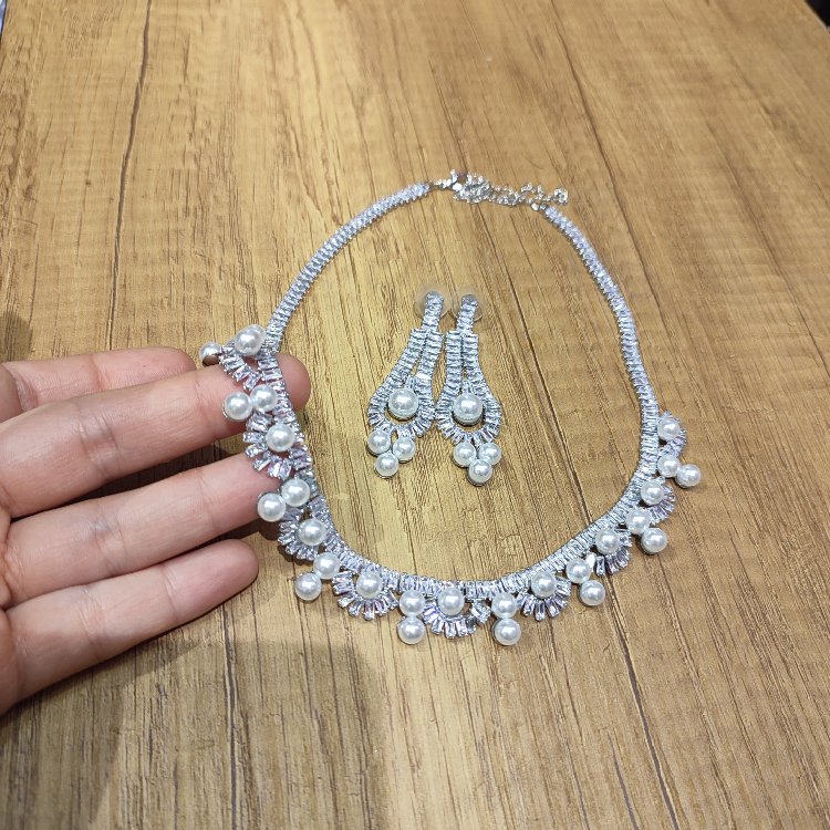 Zirkon Taşlı İncili Gelin Takı Seti - Özel Tasarım Kolye ve Küpe Takımı