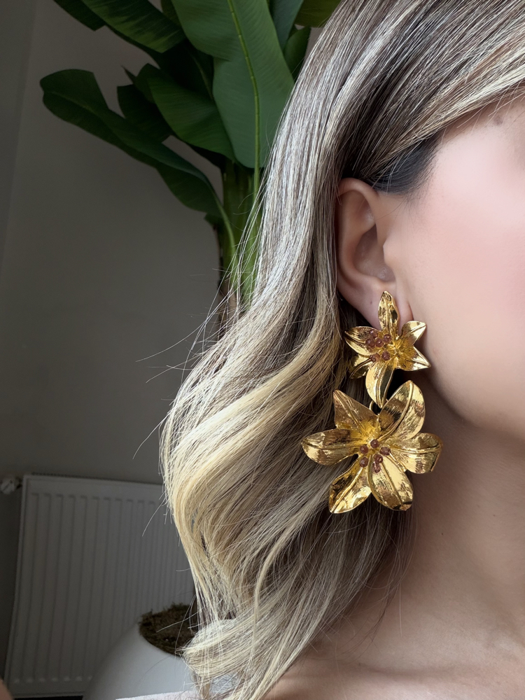 Marka Model Gold Çiçek Küpe KP0037