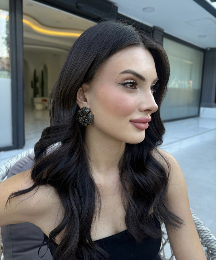 Marka Model Çiçek