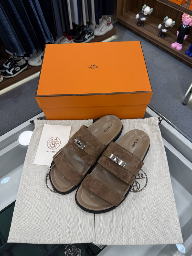Hermès Jackson Sandal Suede Beige (Kelly Buckle)