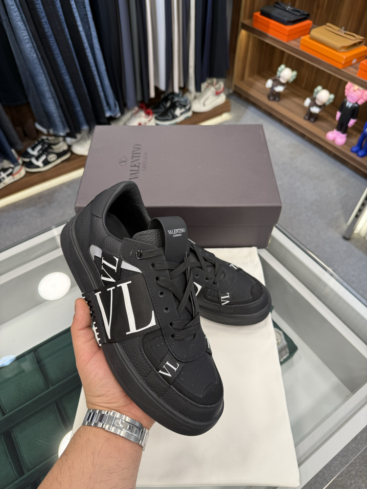 Valentino Garavani VL7N Leather Sneaker in Black