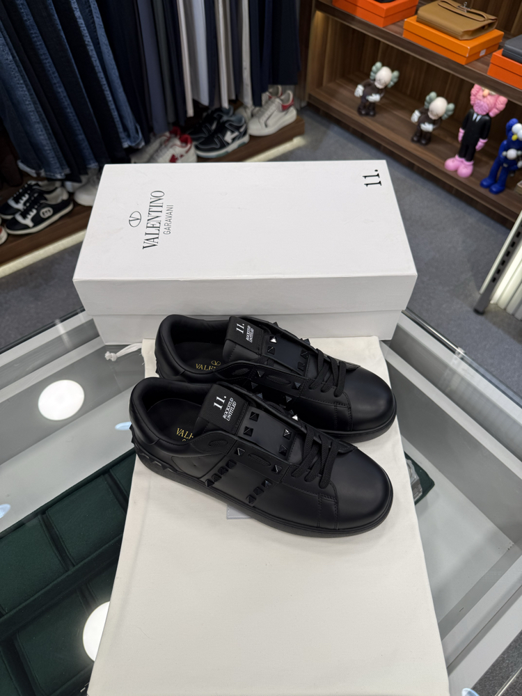 Valentino Garavani Open Sneaker in Black Leather with Rockstud