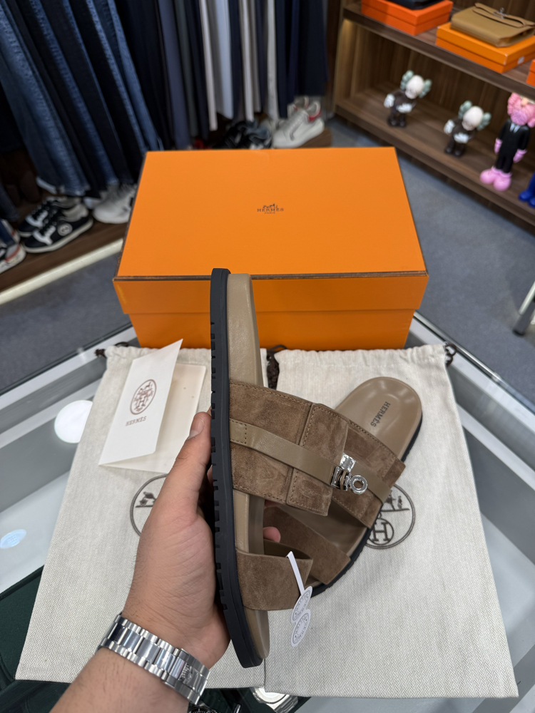 Hermès Jackson Sandal Suede Beige (Kelly Buckle)