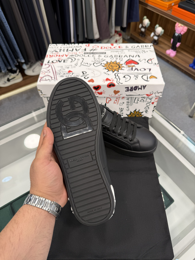 Dolce & Gabbana Portofino Sneaker in Black Leather with DG Logo