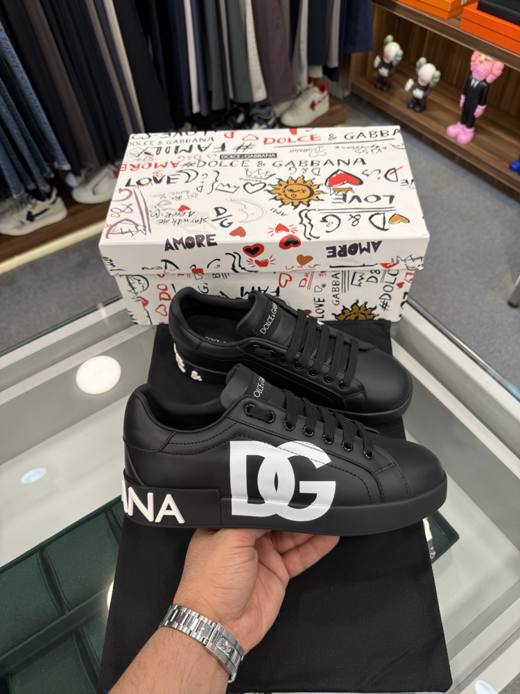 Dolce & Gabbana Portofino Sneaker in Black Leather with DG Logo